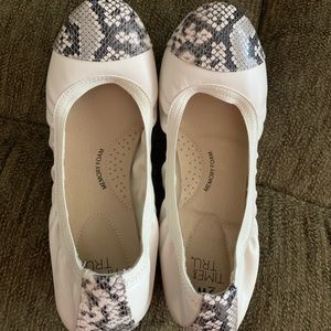 Time and Tru Memory Foam Loafers